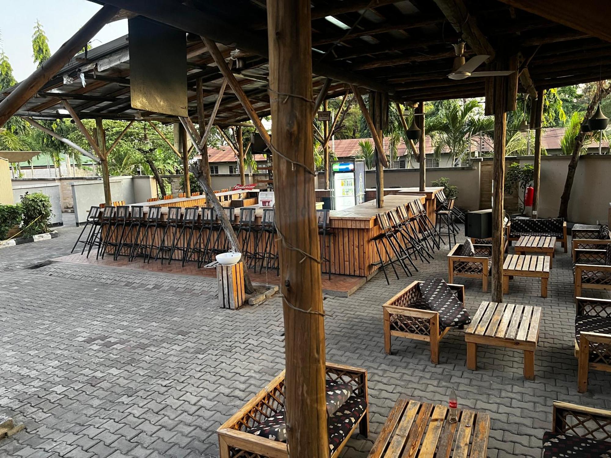 K27 Premier Backpackers Hostel Dar es Salaam Ngoại thất bức ảnh