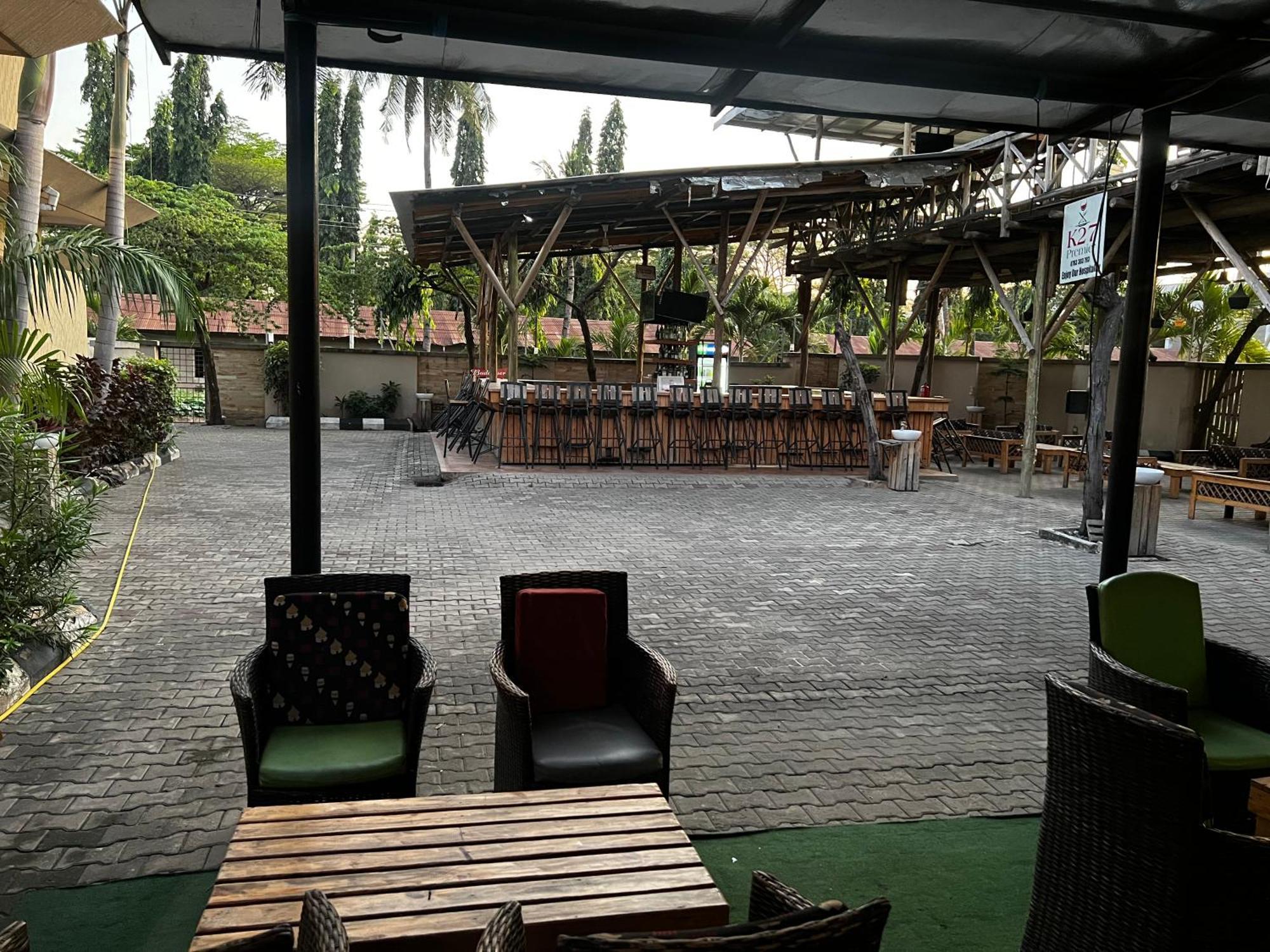 K27 Premier Backpackers Hostel Dar es Salaam Ngoại thất bức ảnh