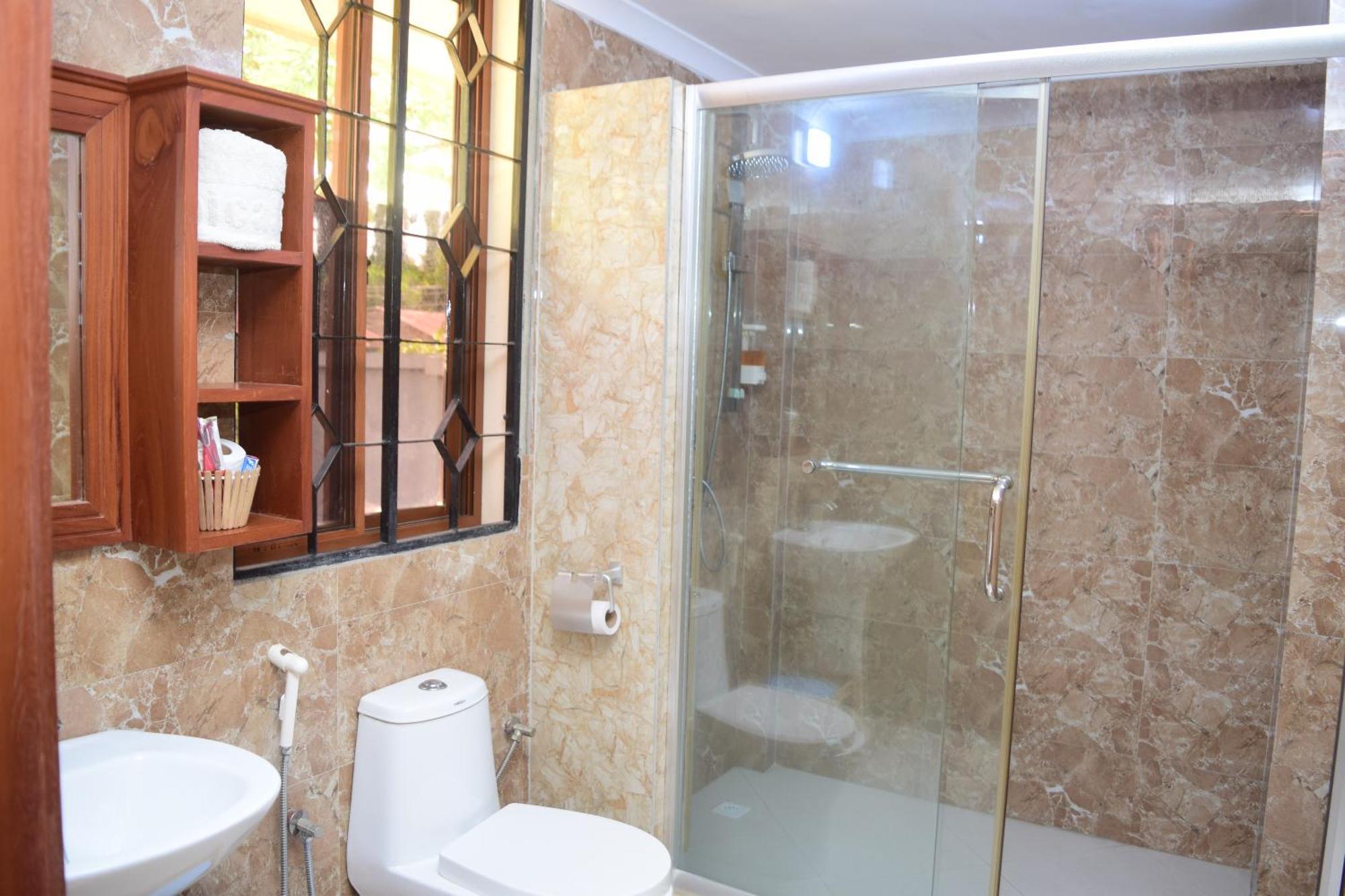 K27 Premier Backpackers Hostel Dar es Salaam Ngoại thất bức ảnh