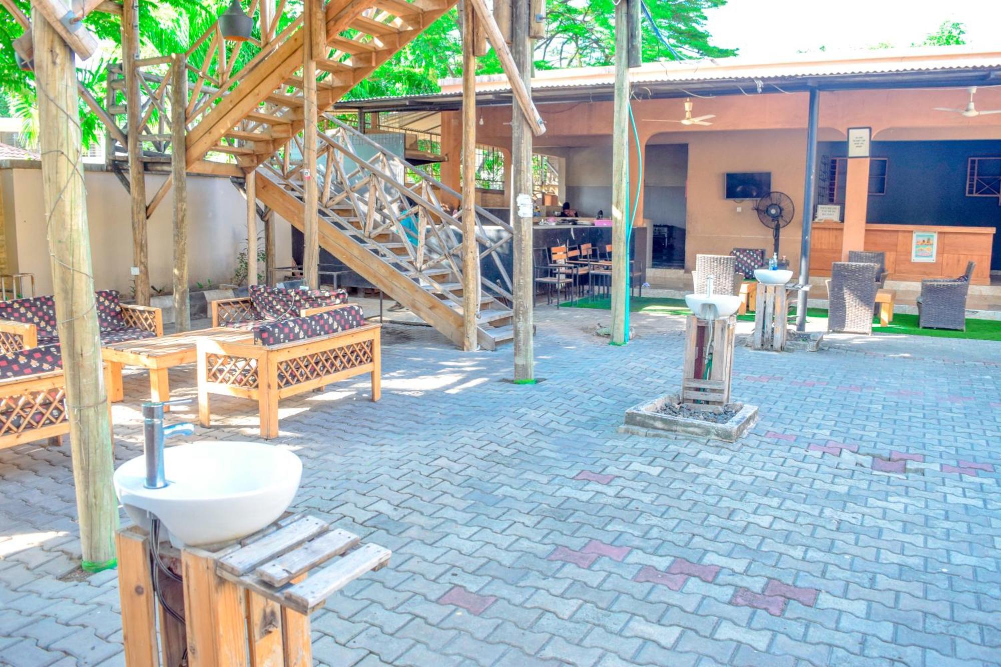 K27 Premier Backpackers Hostel Dar es Salaam Ngoại thất bức ảnh