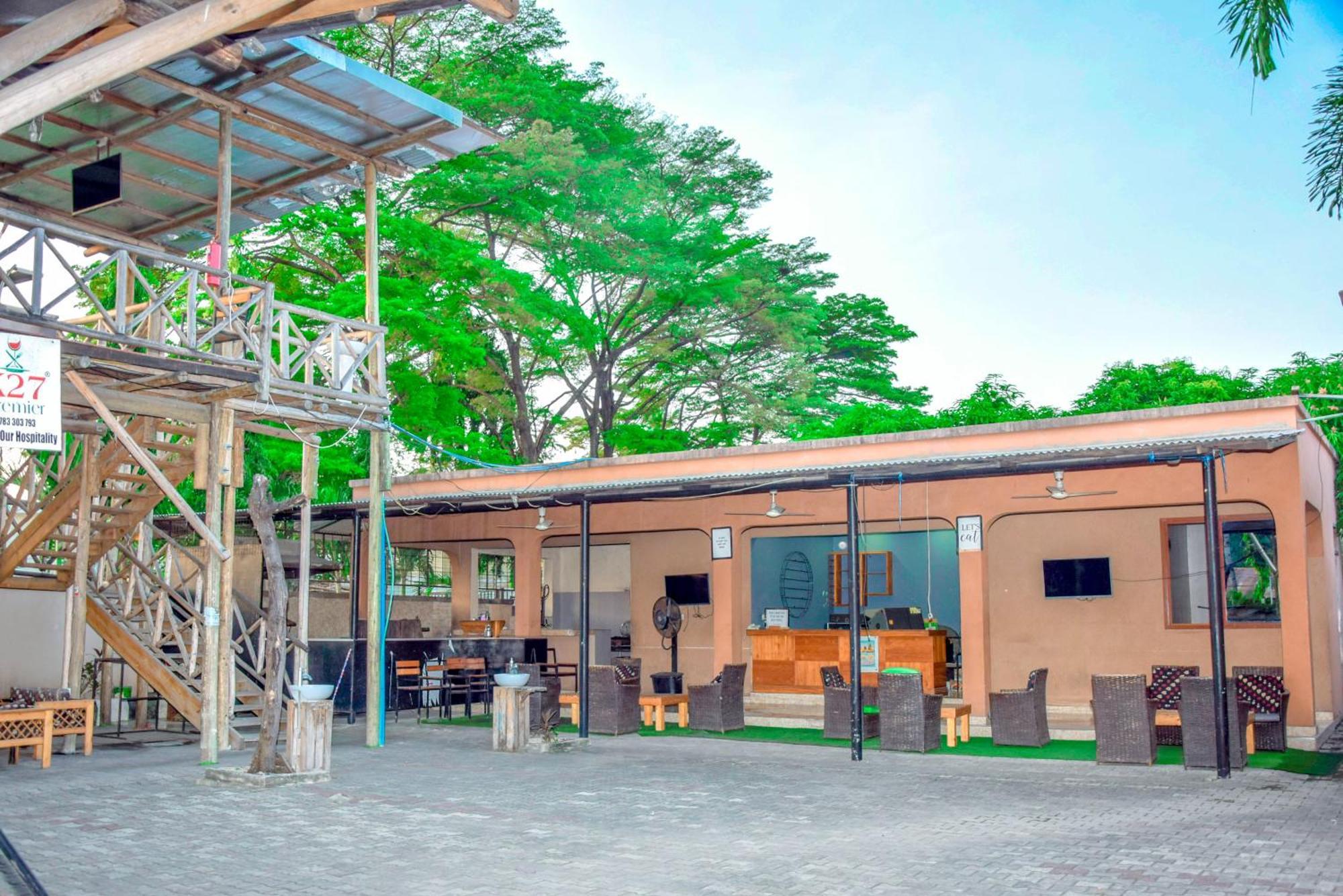 K27 Premier Backpackers Hostel Dar es Salaam Ngoại thất bức ảnh