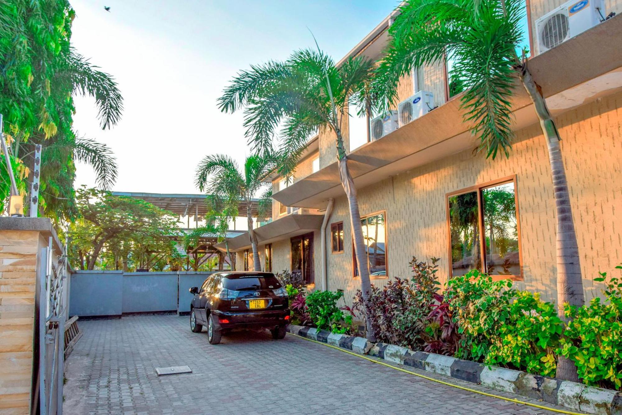 K27 Premier Backpackers Hostel Dar es Salaam Ngoại thất bức ảnh