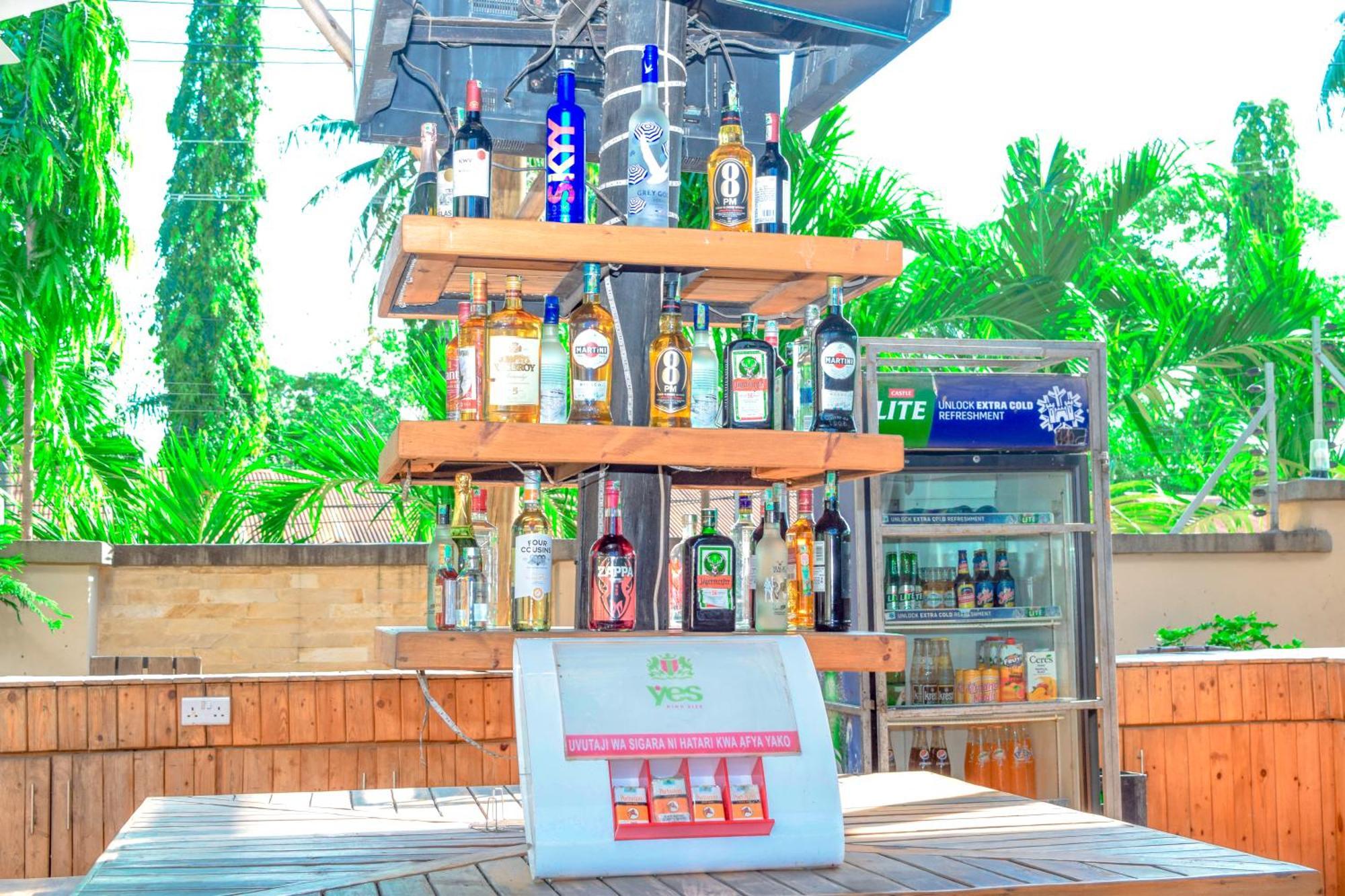 K27 Premier Backpackers Hostel Dar es Salaam Ngoại thất bức ảnh